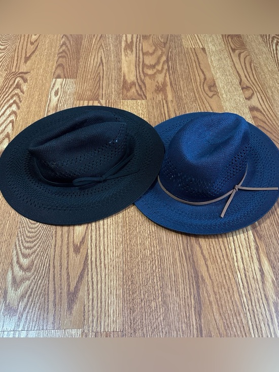 Time and Tru Accessories - Lot of 2 Time & Tru Packable Fedora Solid Black/Navy Tie Accent Band One Size